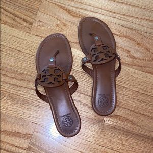 BROWN TORY BURCH SANDALS